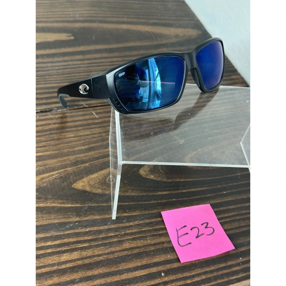 Costa Del Mar Tuna Alley Reader 1.5X Matte Black Frame Blue 580P Sunglasses